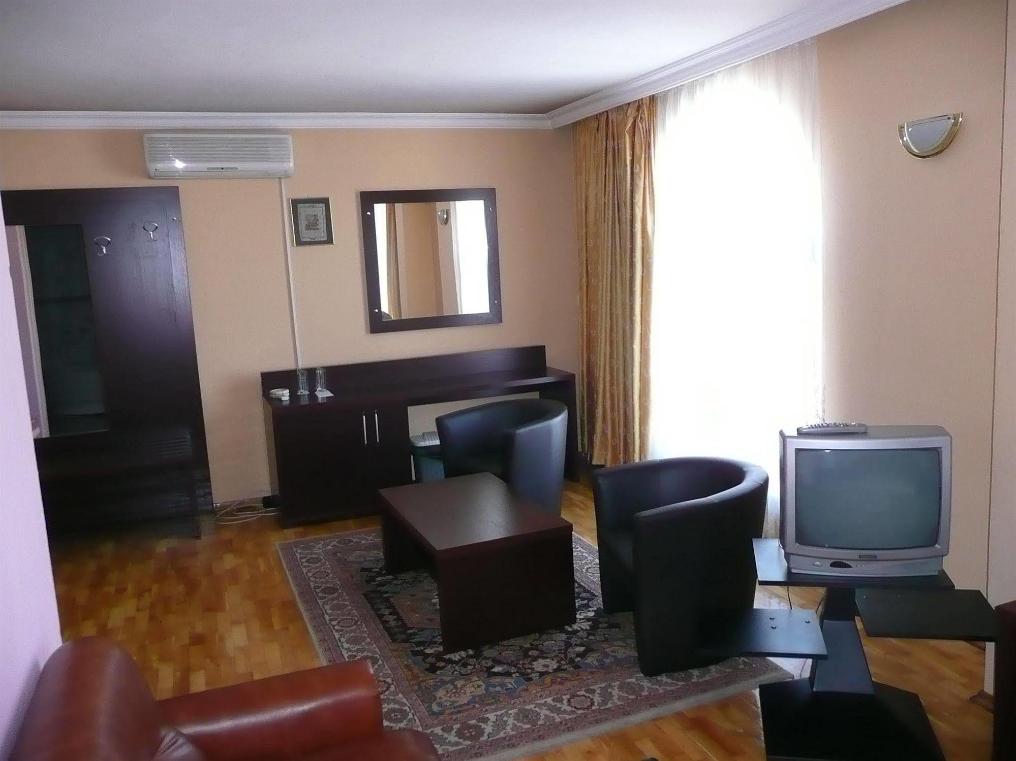 Hotel Consul Σόφια Εξωτερικό φωτογραφία